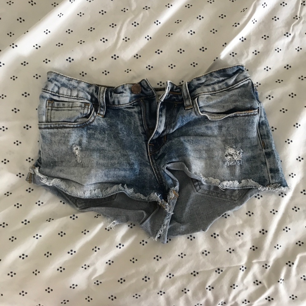 Bullhead (PacSun) denim shorts